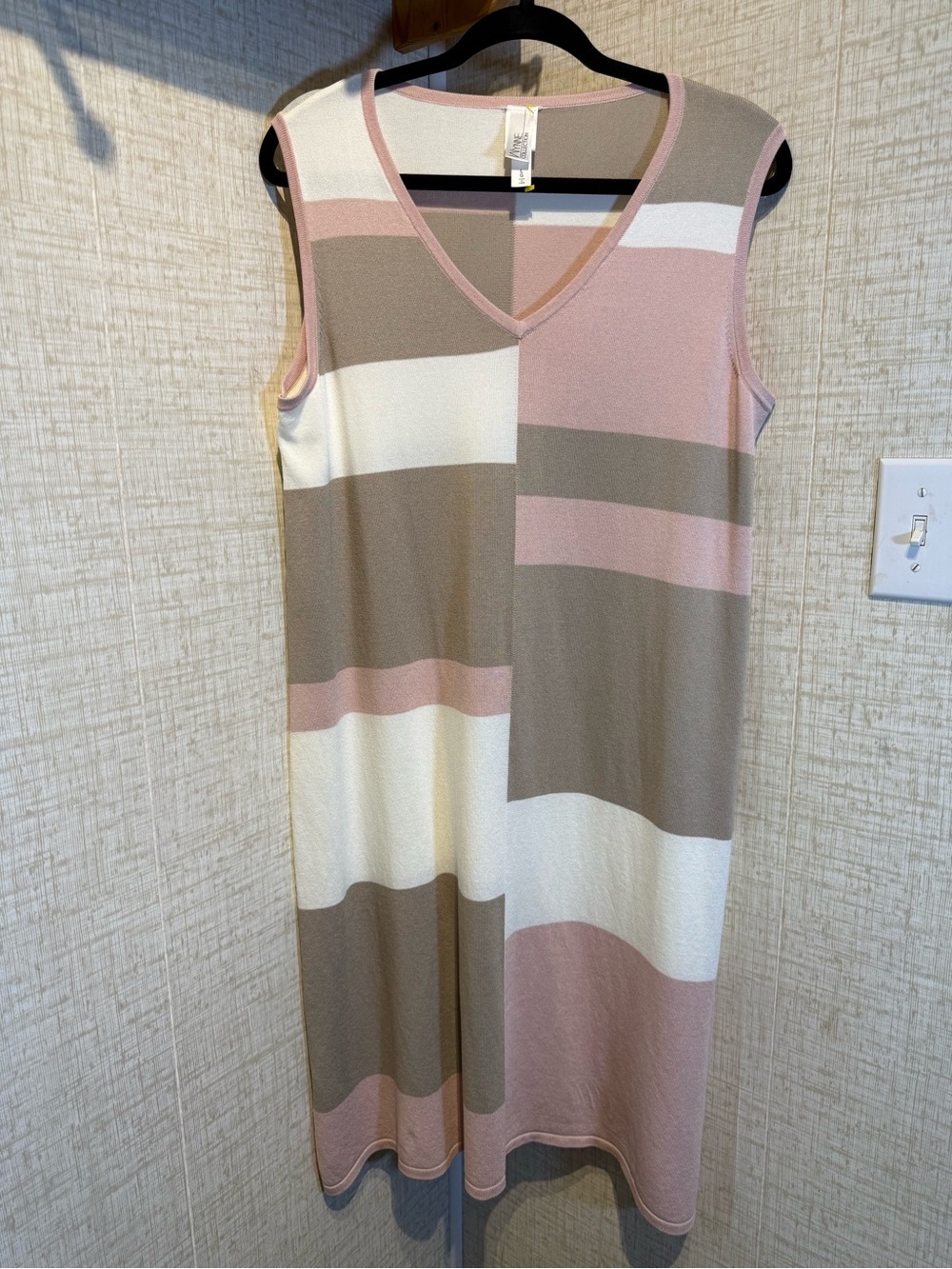 V-Neck Colorblock Knit Dress by Maxine Collection — Dusty Pink, Taupe, Cream - Picture 2 of 6